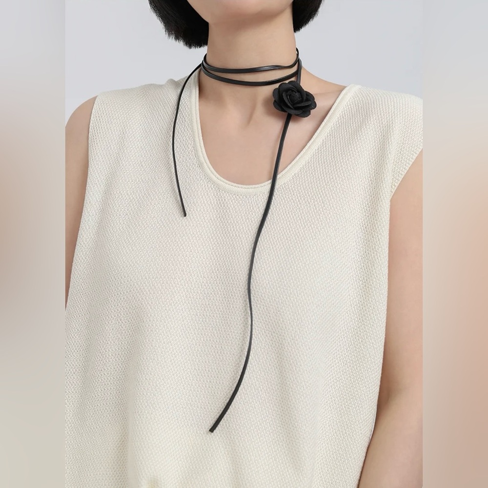 MuYang Handmade Black Leather Wrap Summer Choker Necklace with Camellia